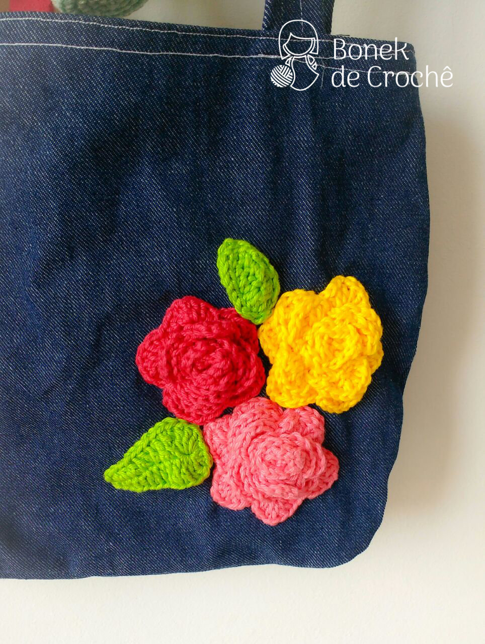 Flor em crochê –&nbsp;Aplique