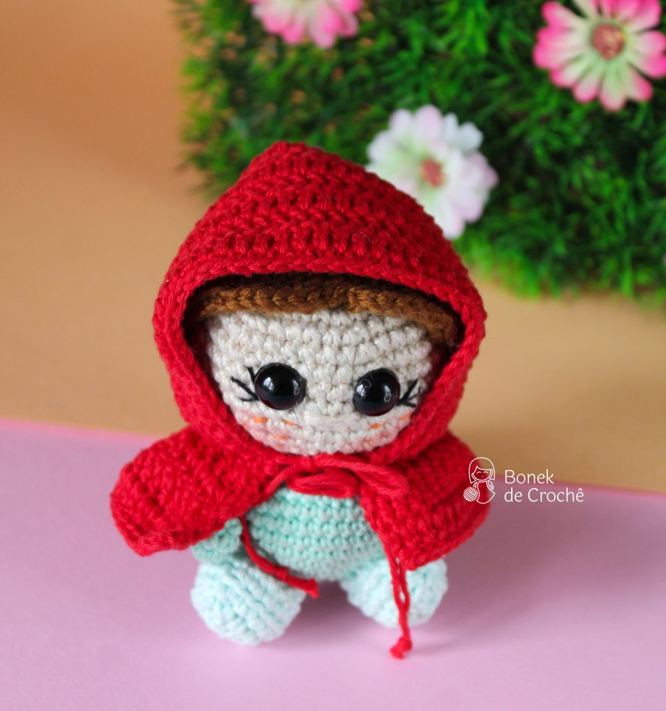 Once upon a time there lived in a certain village a little country girl, the prettiest creature who was ever seen. Her mother was excessively fond of her; and her grandmother doted on her still more. This good woman had a little red riding hood made for her. It suited the girl so extremely well that everybody called her Little Red Riding Hood.